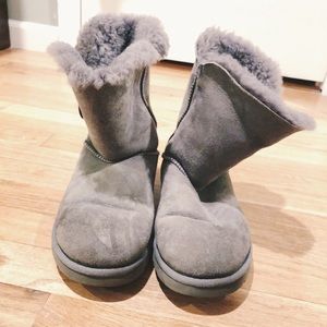 Grey Short Button Uggs